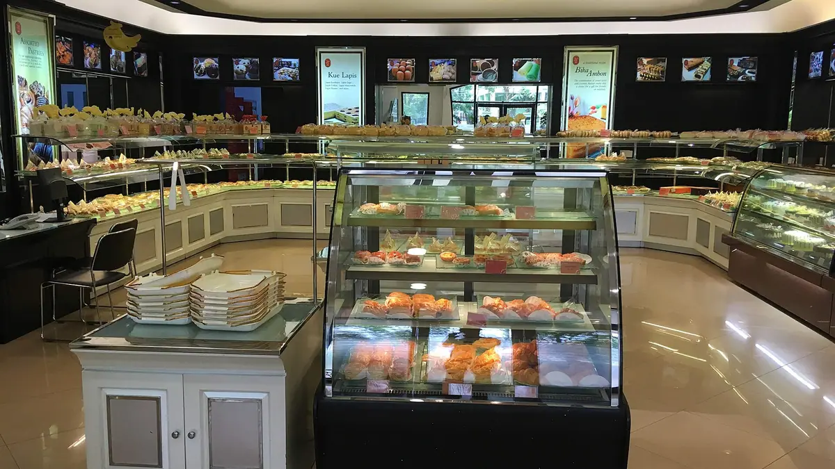 Greenhalgh's – bakery in Leigh town centre
